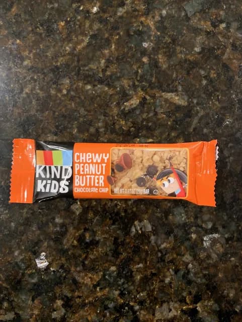 Kind Kids Chewy Peanut Butter Chocolate Chip Bar