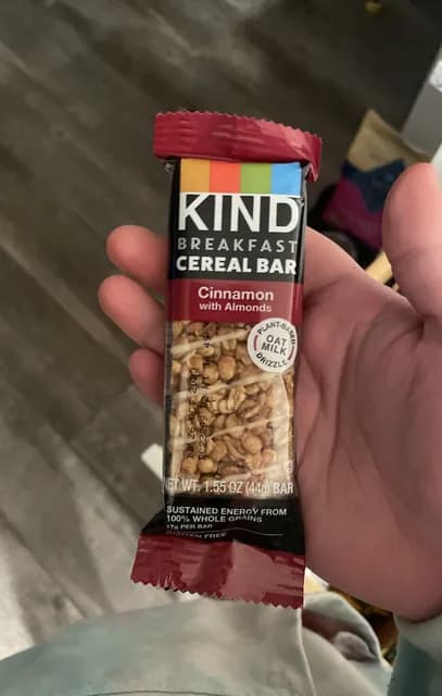 Kind Breakfast Cereal Bar Cinnamon With Almonds