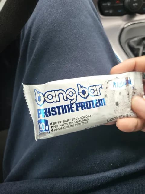 Bang Bar Cookies & Cream Pristine Protein Bar