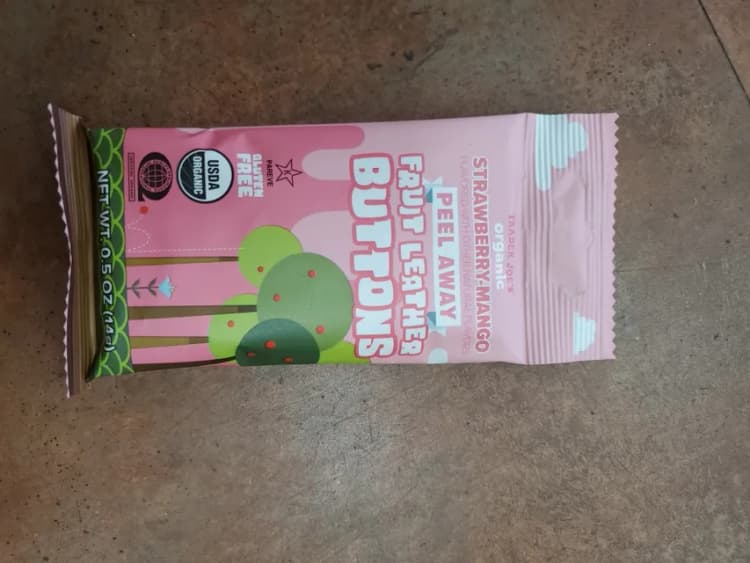 Trader Joe'S Peel Away Fruit Leather Buttons, Organic Strawberry-Mango