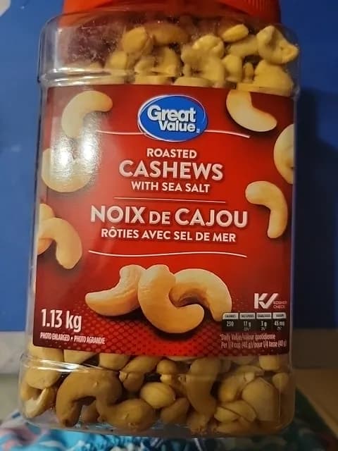 Great Value Roasted Cashews With Sea Salt