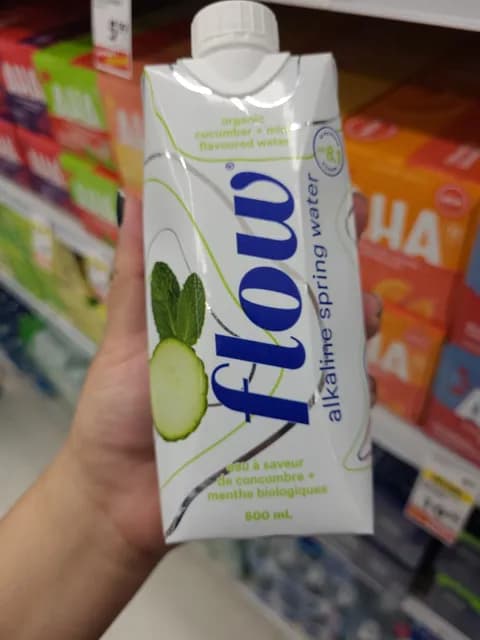 Flow Organic Cucumber + Mint Flavoured Alkaline Spring Water