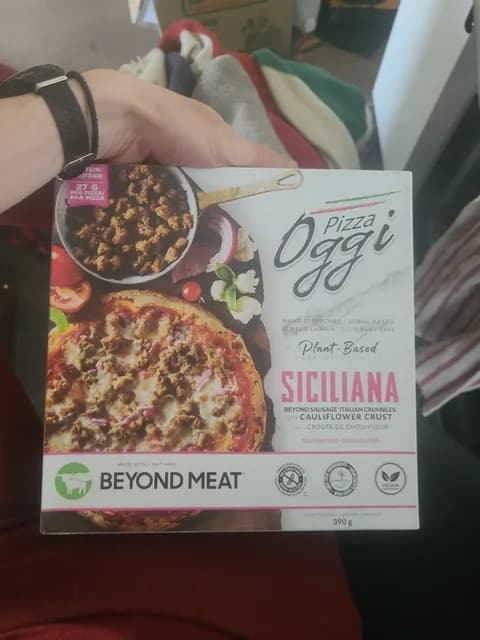 Pizza Oggi Beyond Meat Plant-Based Siciliana