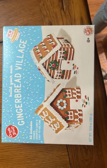 Create A Treat Gingerbread Village Kit