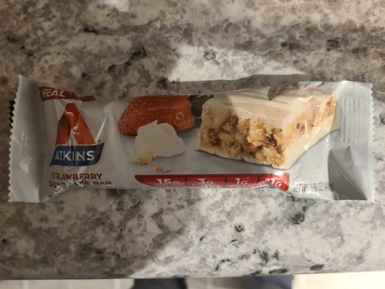 Atkins Strawberry Shortcake Meal Bar
