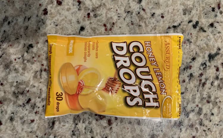 Assured Honey Lemon Menthol Cough Drops, 30 Drops