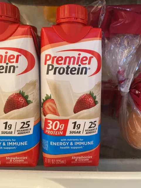 Premier Protein Shake Strawberries & Cream