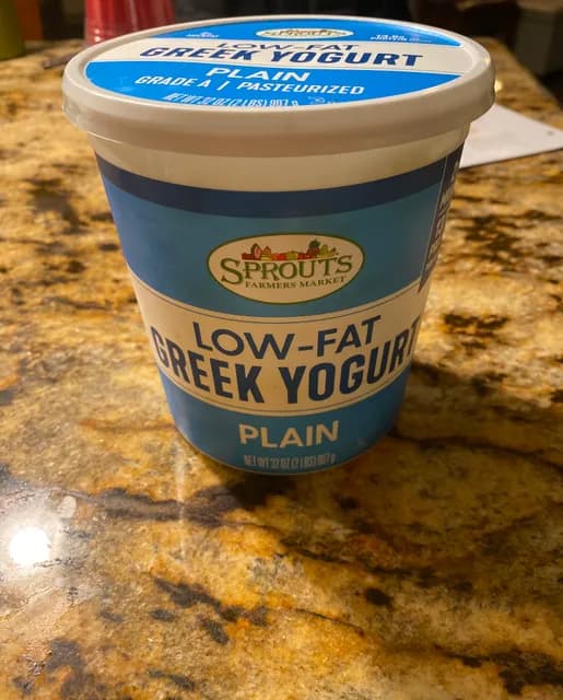 Sprouts Farmers Market Low-Fat Greek Yogurt Plain