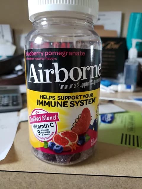 Airborne Blueberry Pomegranate Immune Support Supplement 63 Gummies