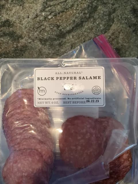 Metropolitan Market Black Pepper Salame