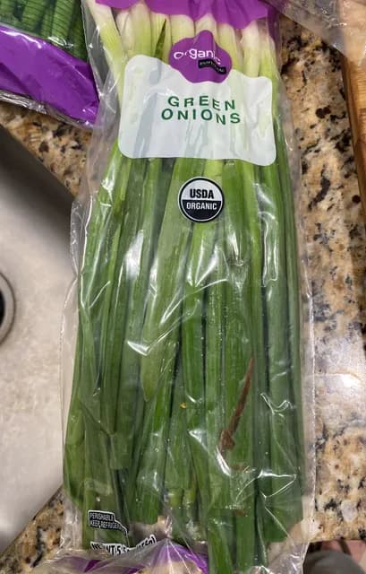 Organic Marketside Green Onions