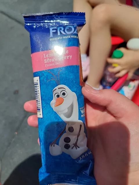 Olaf  Lemonade Strawberry Bar