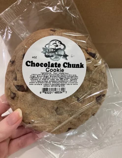 Muffins 'N Stuff Chocolate Chunk Cookie