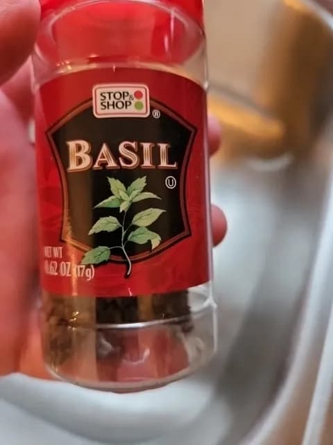 Stop & Shop Basil