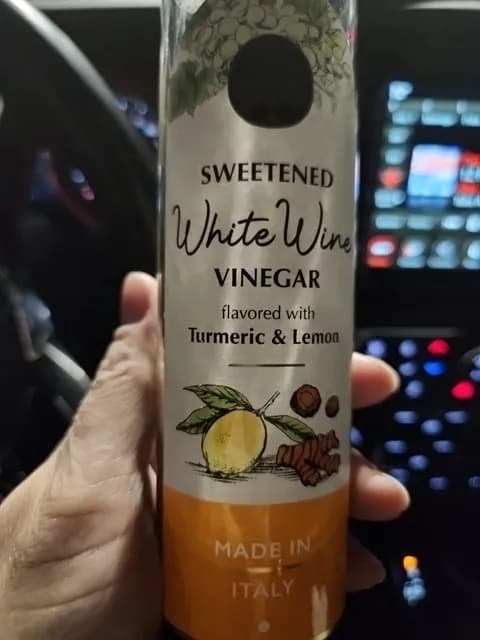 Tierra Verde Sweetened White Wine Vinegar Flavored With Turmeric & Lemon