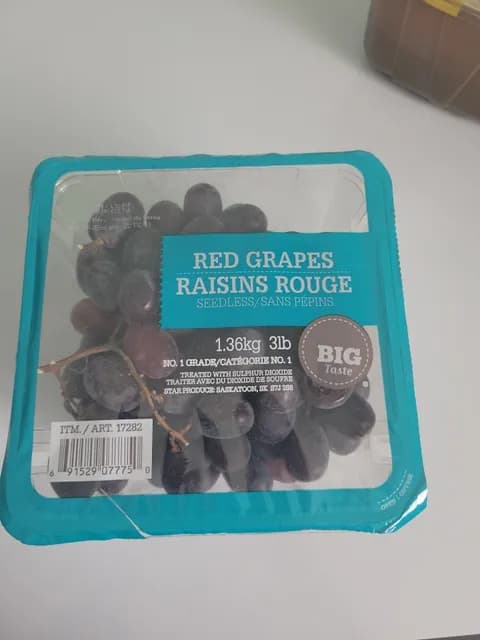 Big Taste Seedless Red Grapes