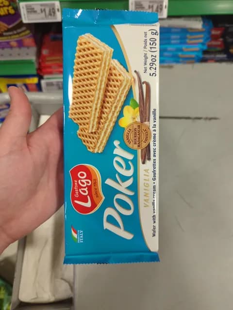 Gastone Lago Poker Wafer With Vanilla Cream