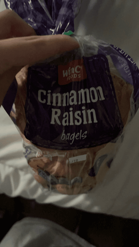 Winco Foods Cinnamon Raisin Bagels