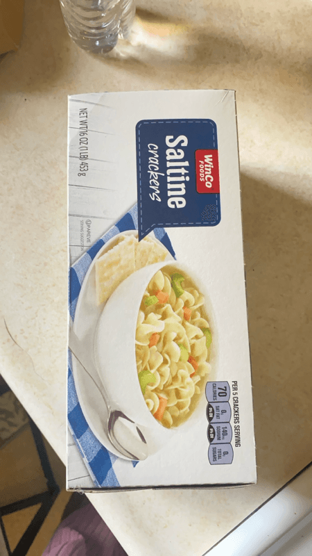 Winco Saltine Crackers