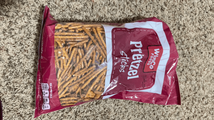 Winco Foods Pretzel