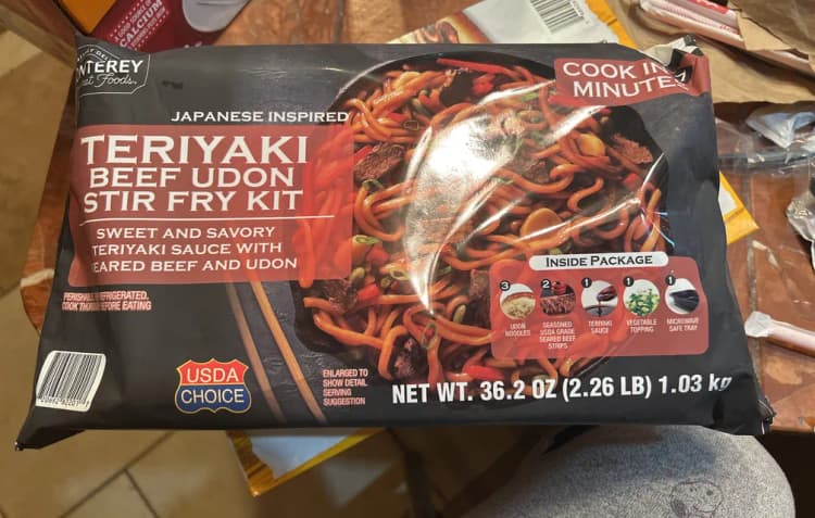 Monterey Gourmet Foods Japanese Inspired Teriyaki Beef Udon Stir Fry Kit