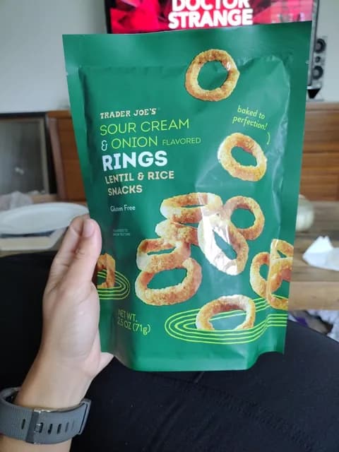 Trader Joe's Sour Cream & Onion Rings Lentil & Rice Snacks