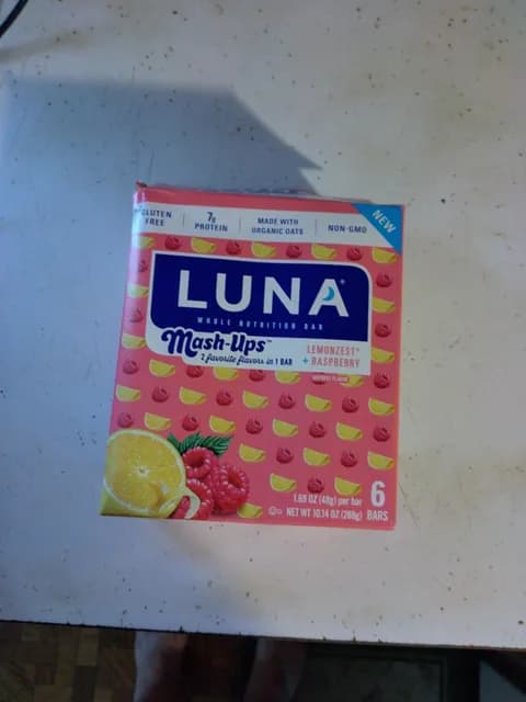 Luna Mash-Ups Lemon Zest + Raspberry Whole Nutrition Bar