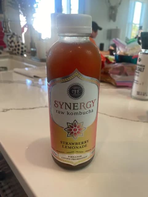 Gt'S Synergy Strawberry Lemonade Raw Kombucha