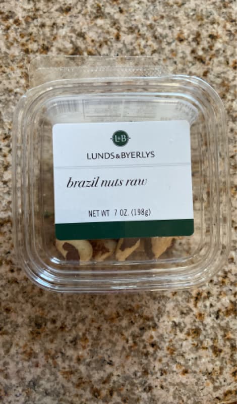 Lunds & Byerlys Brazil Nuts Raw