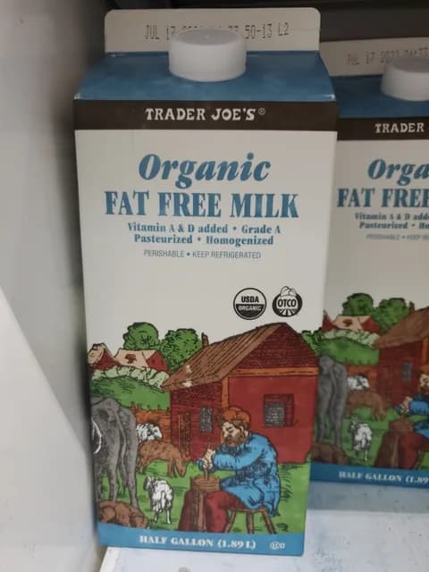 Trader Joe'S Organic Fat Free Milk Vitamin A & D Added