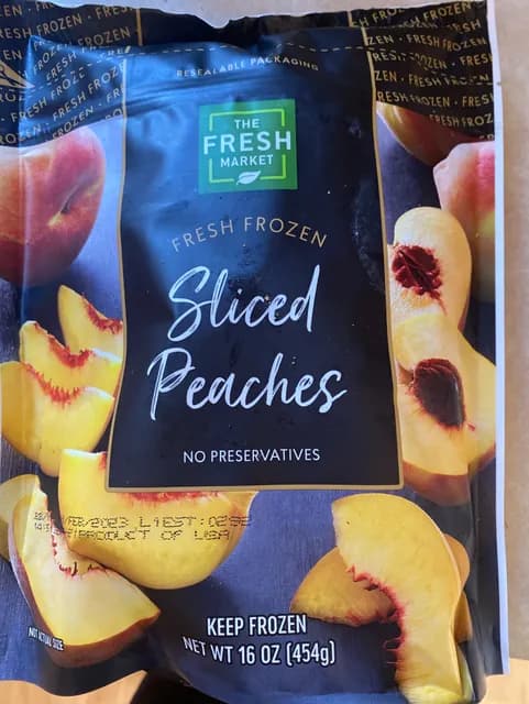The Fresh Market Fresh  Sliced Peaches