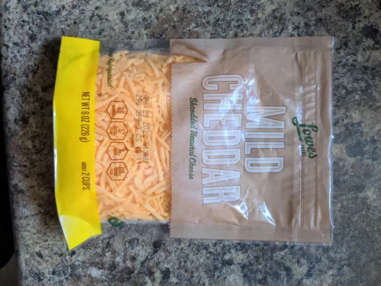 Lowes Mild Cheddar Shredded Natural Cheese