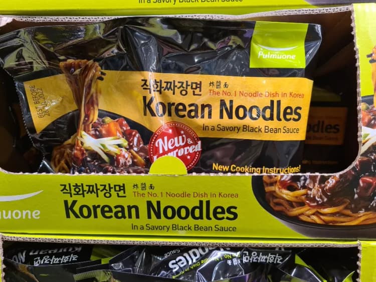 Pulmuone Korean Noodles In A Savory Black Bean Sauce