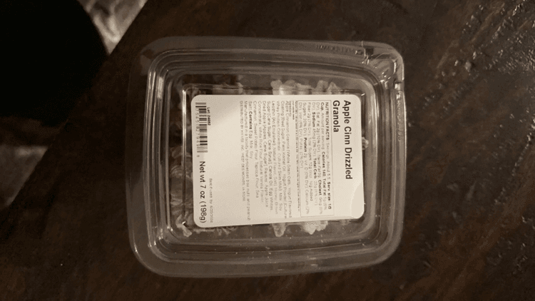 Hy-Vee Apple Cinamon Drizzled Granola