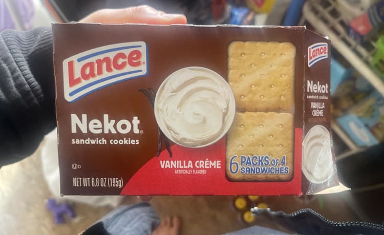 Lance Nekot Sandwich Cookies, Vanilla Creme Flavor