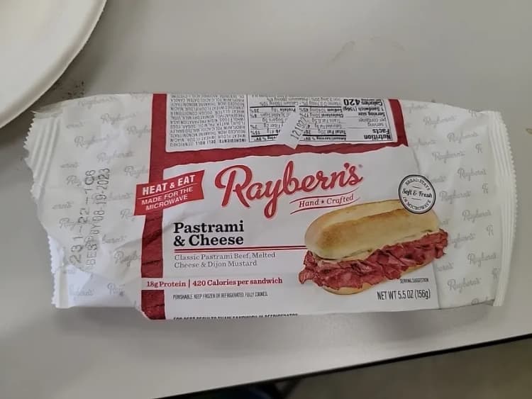 Raybern'S Pastrami & Cheese