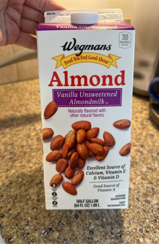 Wegmans Almond Vanilla Unsweetened Almondmilk