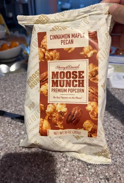Harry & David Moose Munch Premium Popcorn Cinnamon Maple Pecan