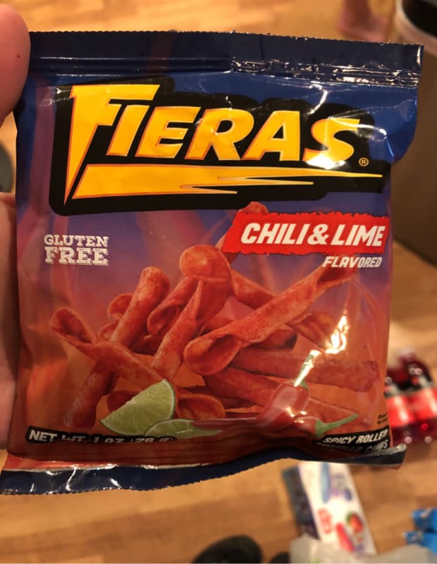 Fieras Chili & Lime Flavored Spicy Rolled Tortilla Chips