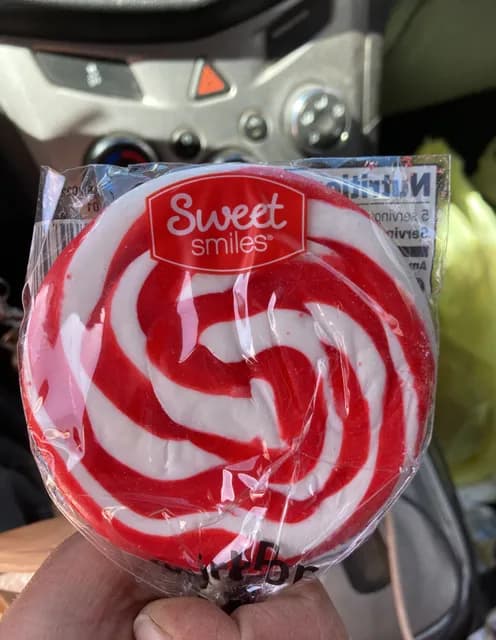 Sweet Smiles Swirly Pops