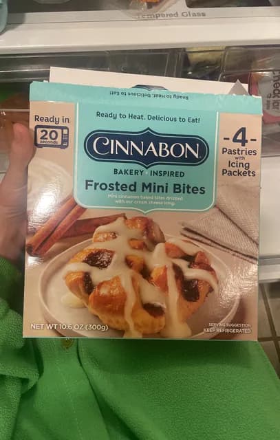 Cinnabon Frosted Mini Bites
