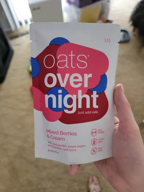Oats Overnight Mixed Berries & Cream