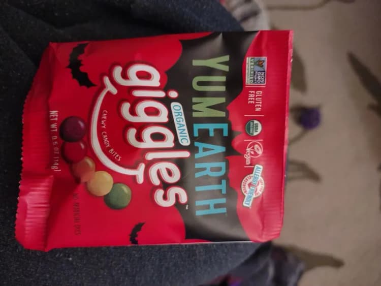 Yum Earth Organic Giggles