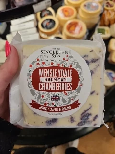 Singletons & Co Wensleydale Hand Blended With Cranberries