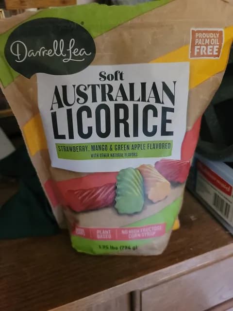 Darrell Lea Soft Australian Licorice Strawberry, Mango & Green Apple Flavored