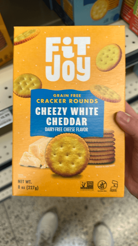 Fitjoy Cheezy White Cheddar Grain Free Cracker Rounds