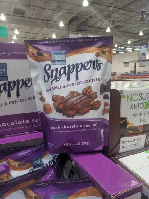 Edward Marc Chocolatier Snappers Caramel & Pretzel Cluster Dark Chocolate Sea Salt