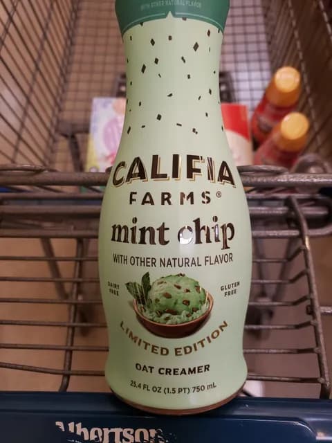 Califia Farms Mint Chip Limited Edition Oat Creamer