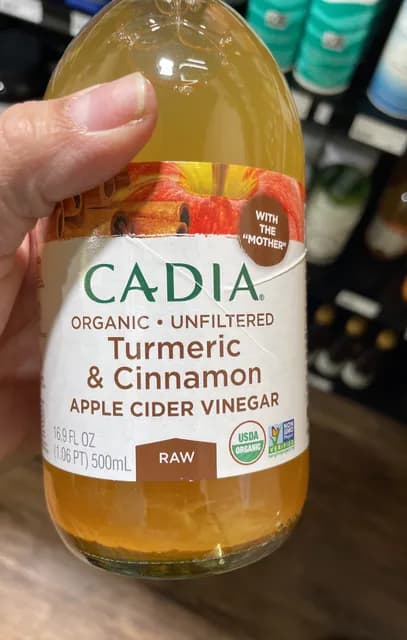Cadia Organic Raw Turmeric & Cinnamon Apple Cider Vinegar