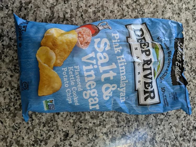 Deep River Snacks Pink Himalayan Salt &  Vinegar Flavoured Kettle Cooked Potato Chips